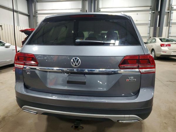 2018 VOLKSWAGEN ATLAS 4Motion SE