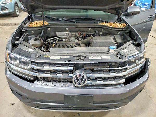 2018 VOLKSWAGEN ATLAS 4Motion SE