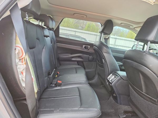 2025 KIA SORENTO