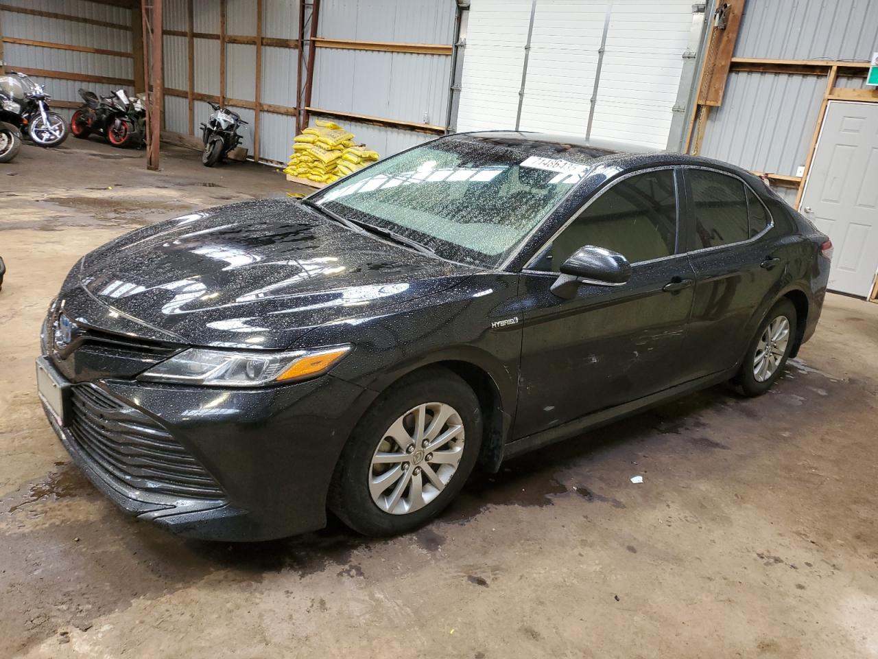 2018 TOYOTA CAMRY