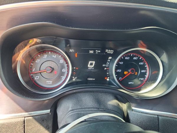 2015 DODGE CHARGER SE