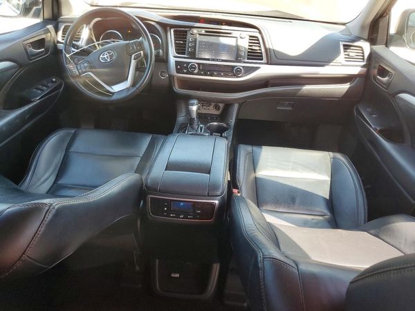 2019 TOYOTA HIGHLANDER