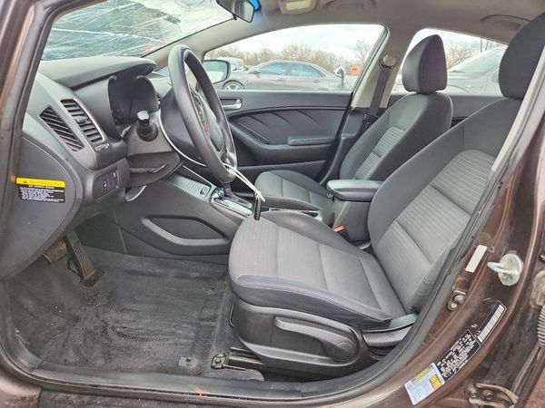 2017 KIA FORTE