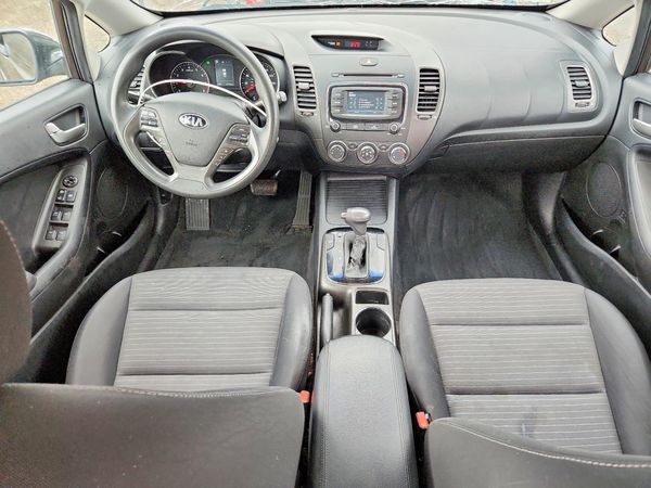 2017 KIA FORTE