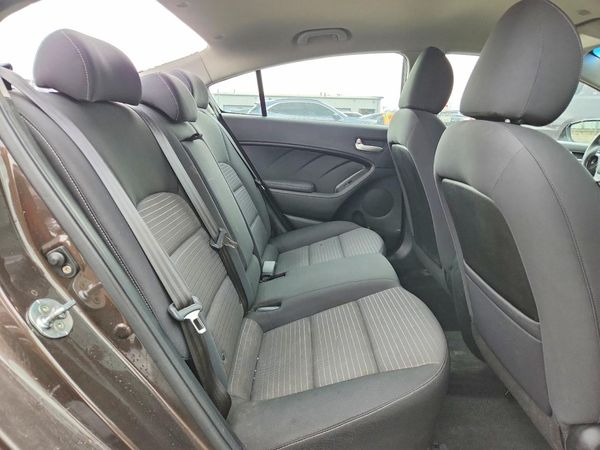 2017 KIA FORTE