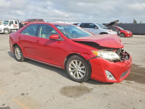 2012 TOYOTA CAMRY