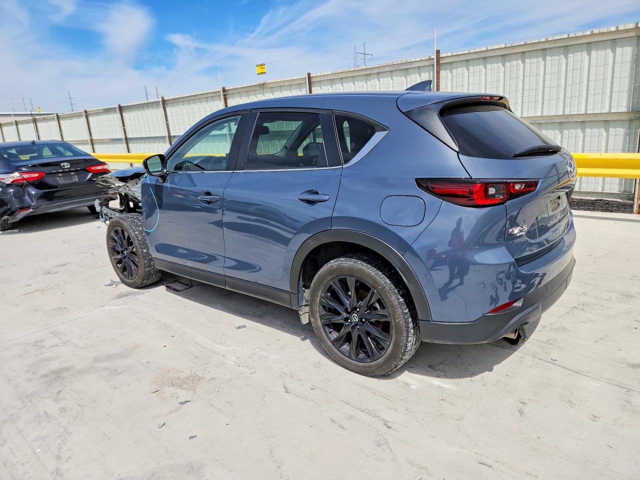 2024 MAZDA CX-5 Preferred Package