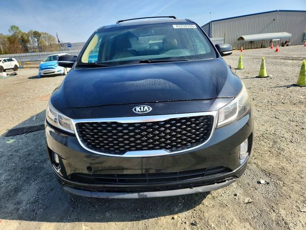 2016 KIA SEDONA EX - Middle level