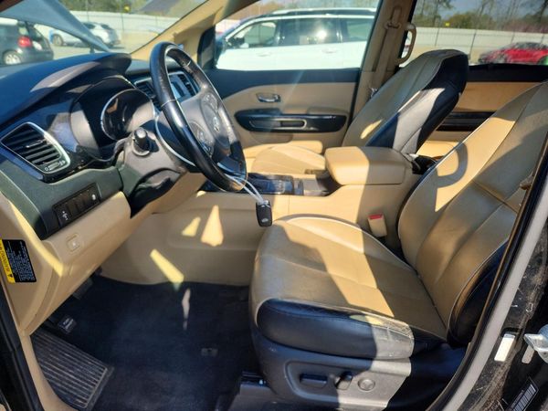 2016 KIA SEDONA EX - Middle level