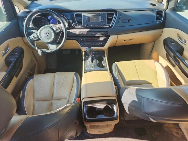 2016 KIA SEDONA EX - Middle level