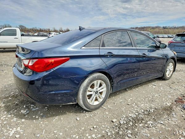 2013 HYUNDAI SONATA GLS/ GLS Popular