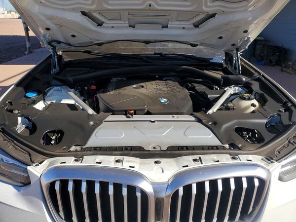 2022 BMW X3 sDrive30i — Engine bay
