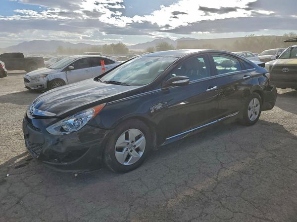 2012 HYUNDAI SONATA Middle level