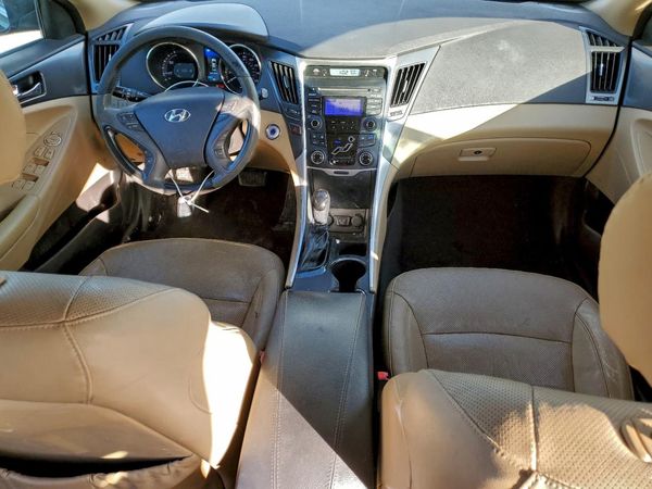 2012 HYUNDAI SONATA Middle level