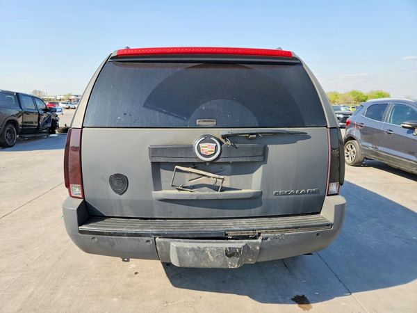 2013 CADILLAC ESCALADE Luxury