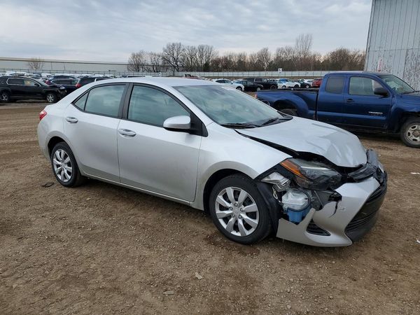 2017 TOYOTA COROLLA