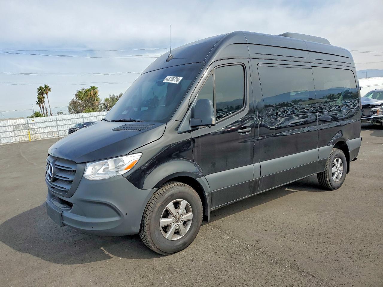 2025 MERCEDES-BENZ SPRINTER
