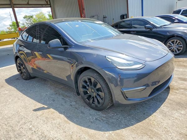 2020 TESLA MODEL Y