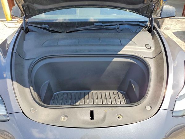 2020 TESLA MODEL Y