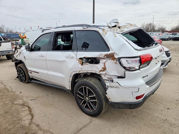 2017 JEEP GRAND CHEROKEE Trailhawk