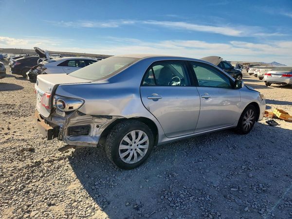 2012 TOYOTA COROLLA