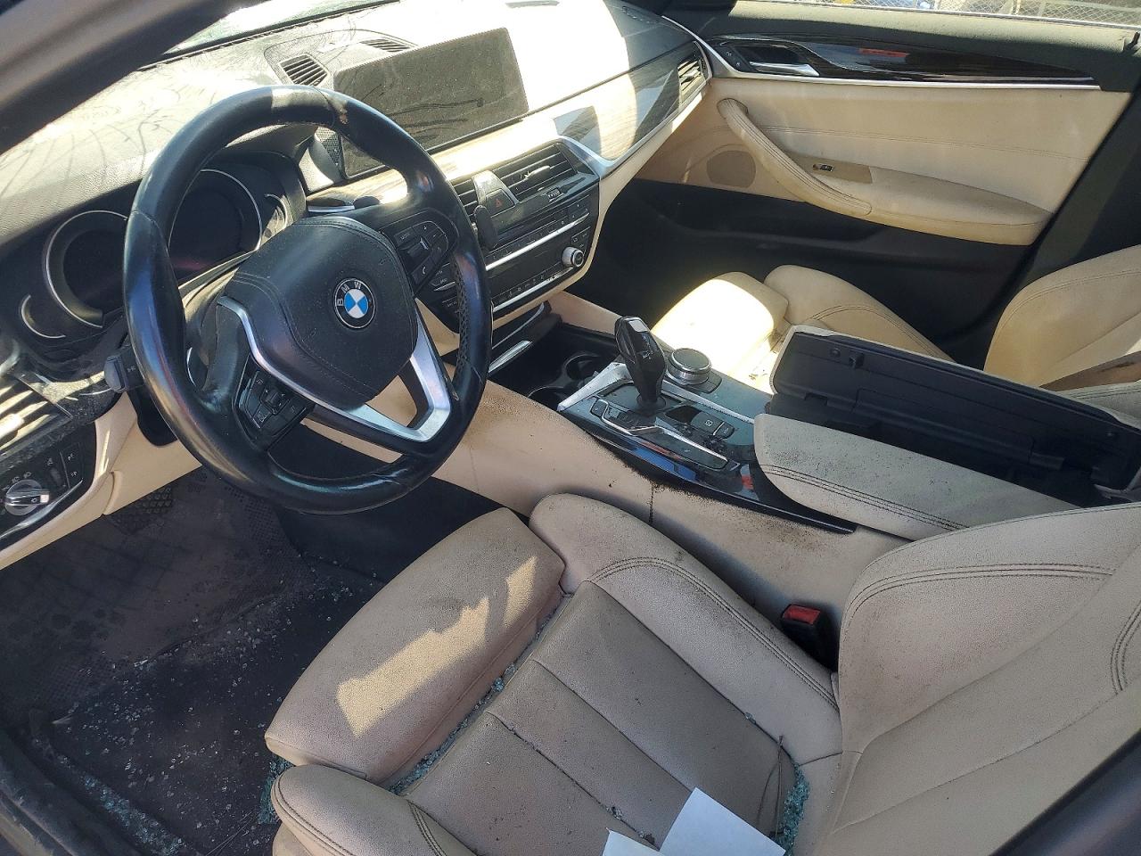 2018 BMW 530