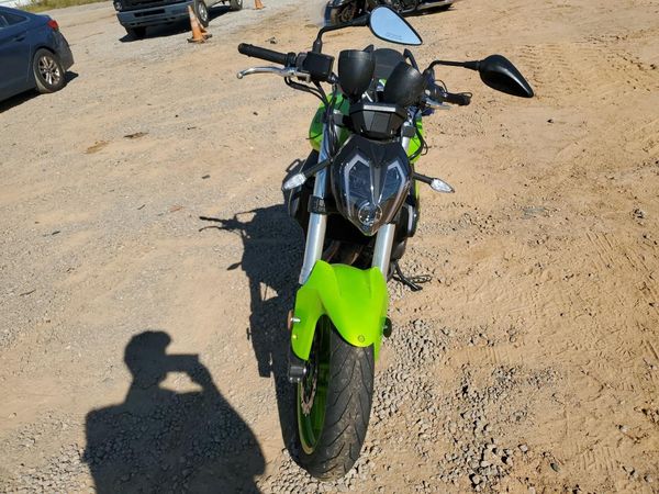 2022 BENELLI 302S