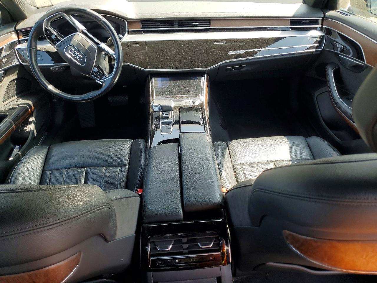 2021 AUDI A8