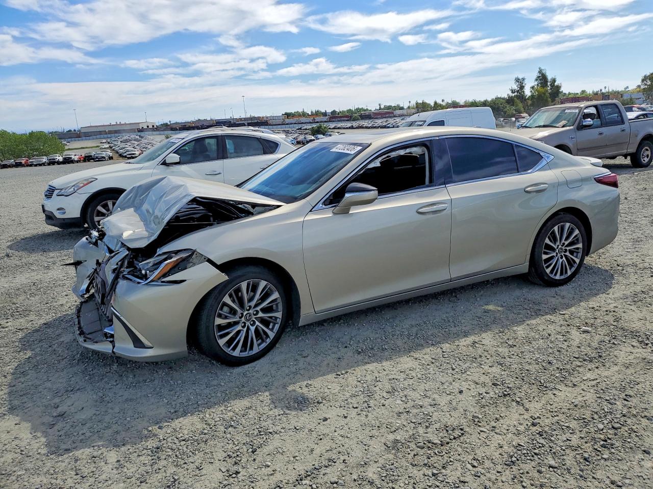 2020 LEXUS ES 300H
