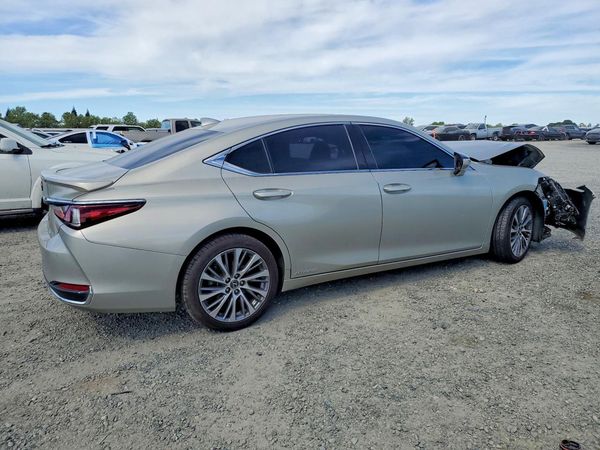 2020 LEXUS ES 300H