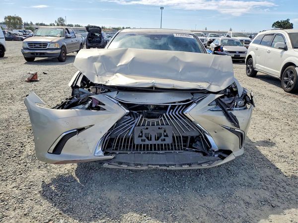 2020 LEXUS ES 300H
