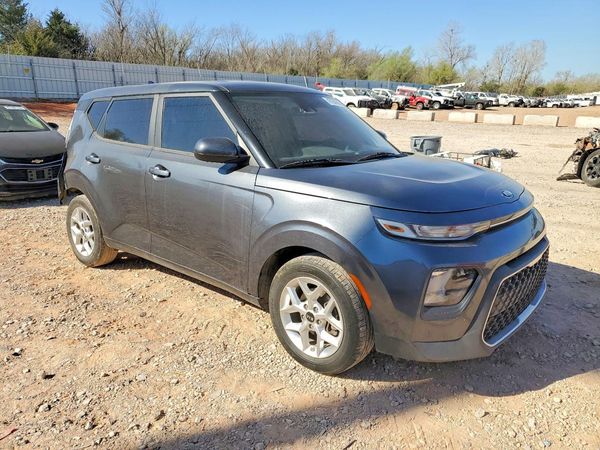 2021 KIA SOUL