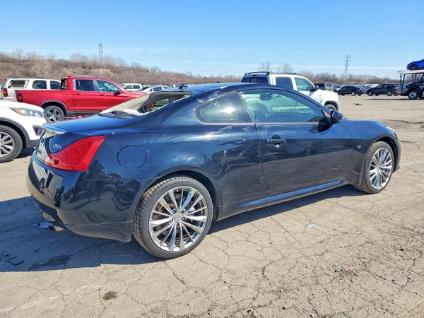 2015 INFINITI Q60 COUPE