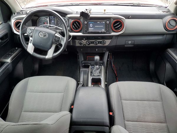 2017 TOYOTA TACOMA
