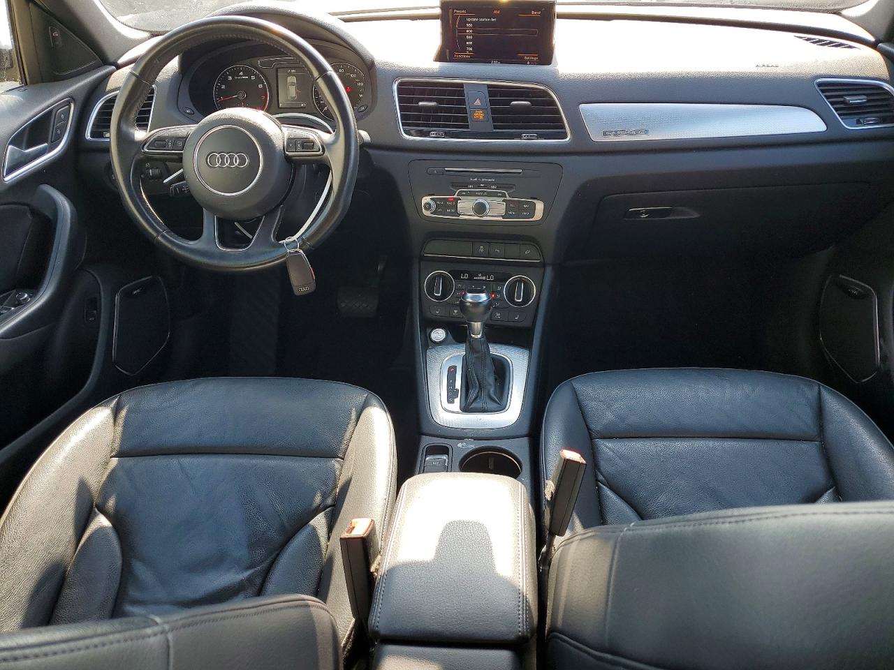 2016 AUDI Q3 quattro Prestige