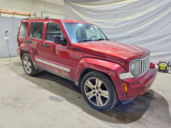 2012 JEEP LIBERTY Jet