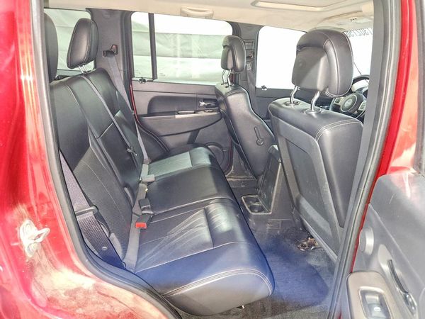 2012 JEEP LIBERTY Jet