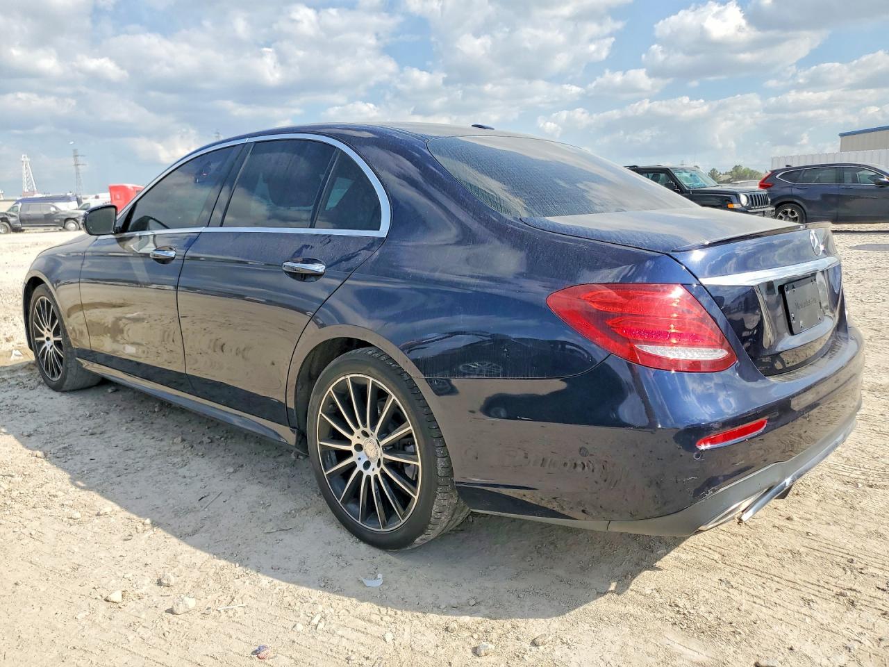 2017 MERCEDES-BENZ E E300-4M