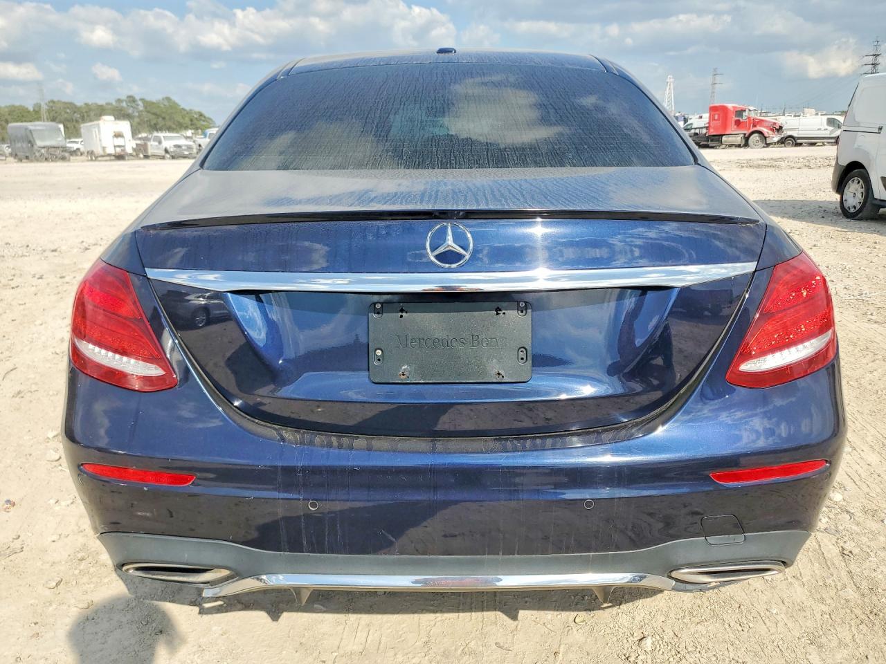 2017 MERCEDES-BENZ E E300-4M