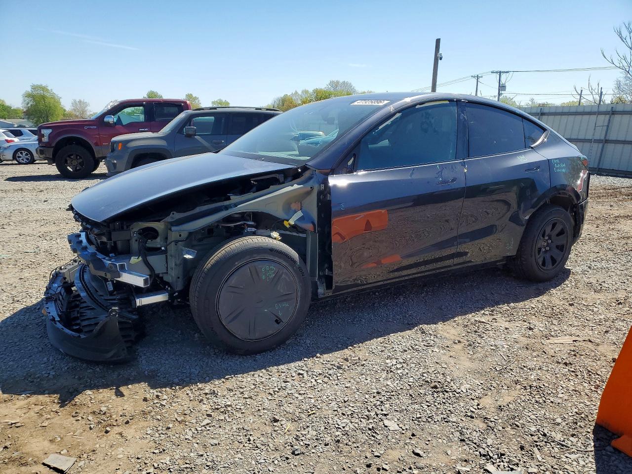 2026 TESLA MODEL Y