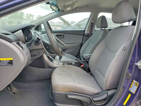 2013 HYUNDAI ELANTRA