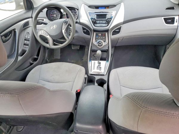 2013 HYUNDAI ELANTRA