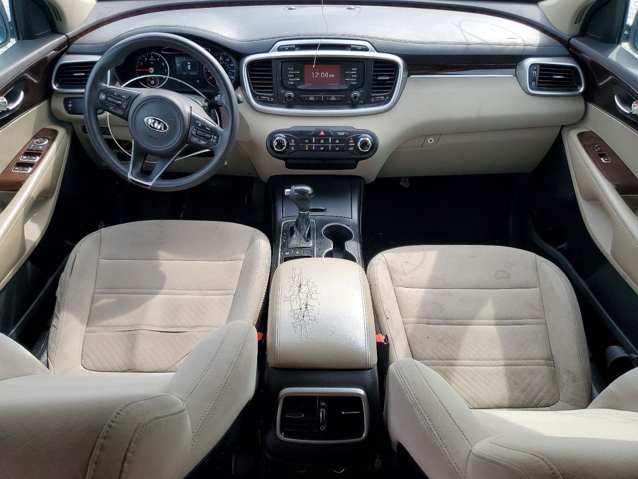 2017 KIA SORENTO L, LX