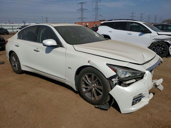 2017 INFINITI Q50
