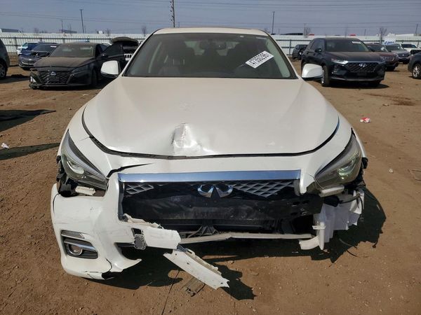 2017 INFINITI Q50