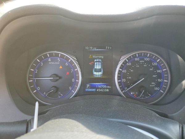 2017 INFINITI Q50