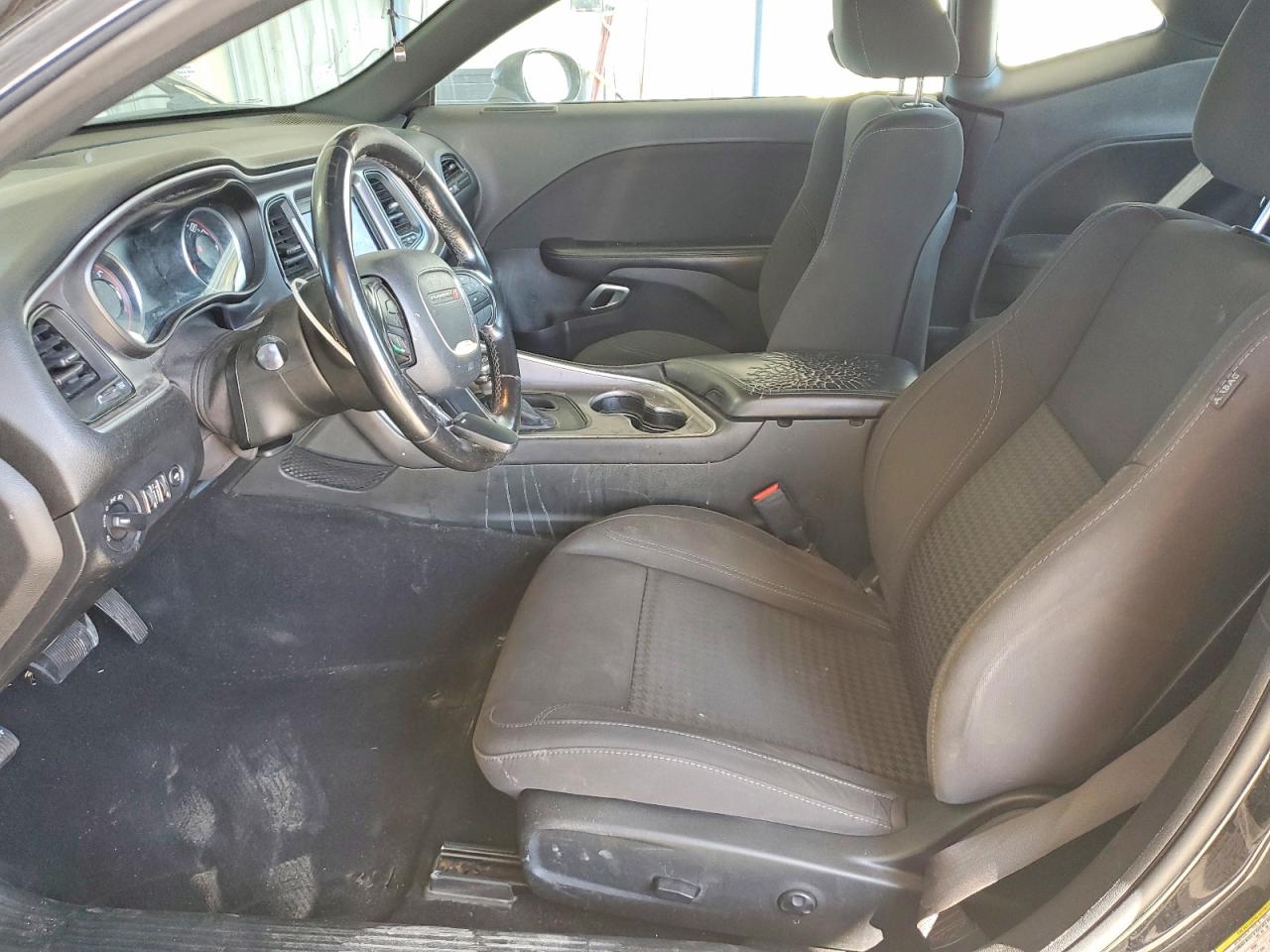 2019 DODGE CHALLENGER SXT
