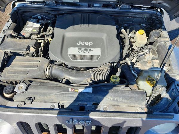 2013 JEEP WRANGLER Sahara
