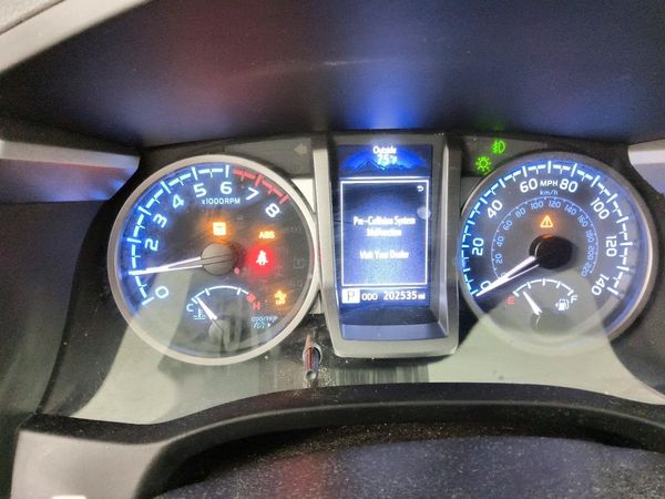 2021 TOYOTA TACOMA SR5