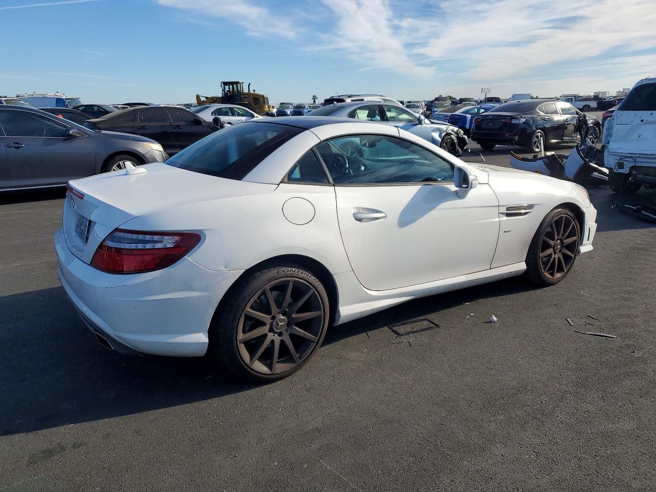 2014 MERCEDES-BENZ SLK SLK250